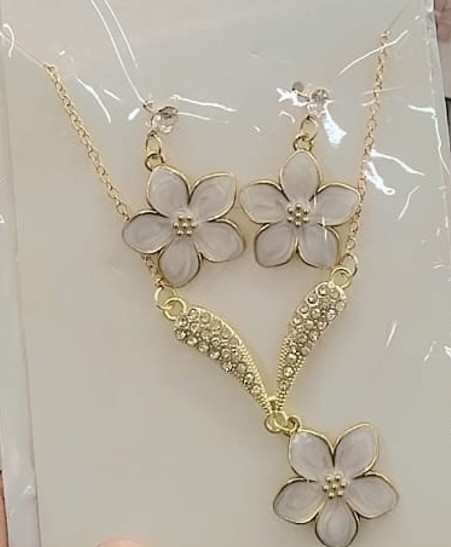 Metal Jewelry Set